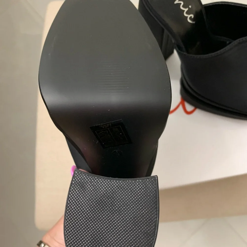 GORGEOUS PLATFORM MULES BLOCK HEEL♥️ - Picture 5 of 7